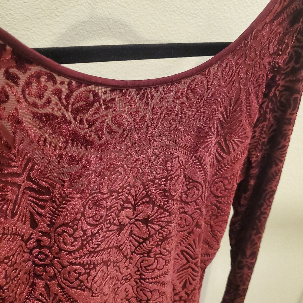 Deep Red top - Picture 3 of 6